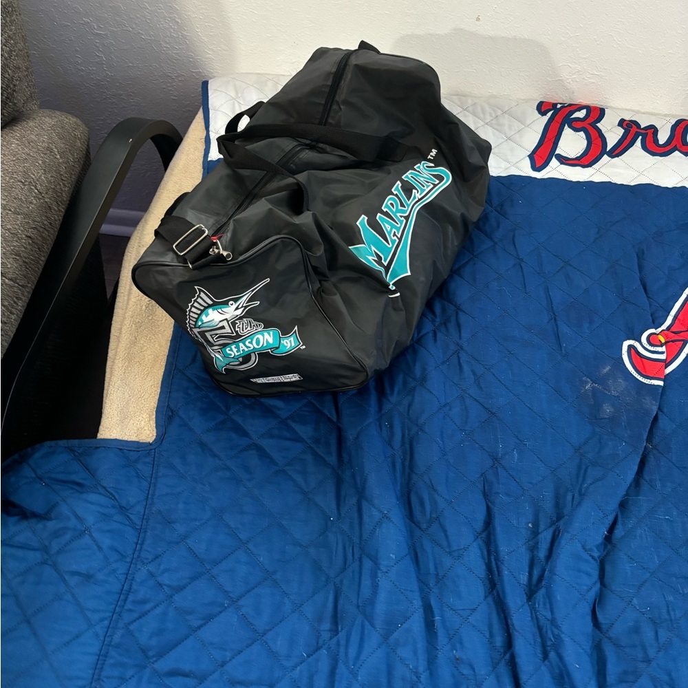 1997 World Series year Florida marlins duffle bag